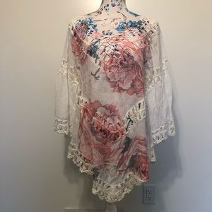 Seventh Avenue floral lace high low top - large